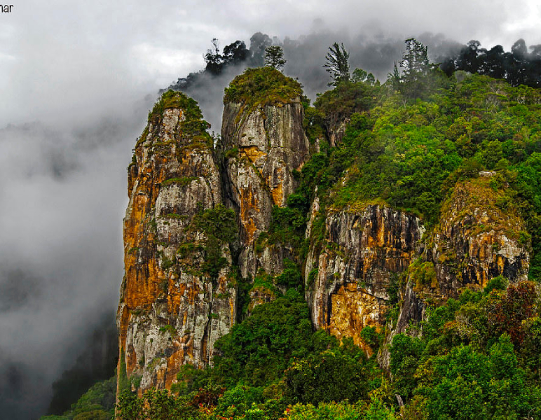 Pillar Rocks